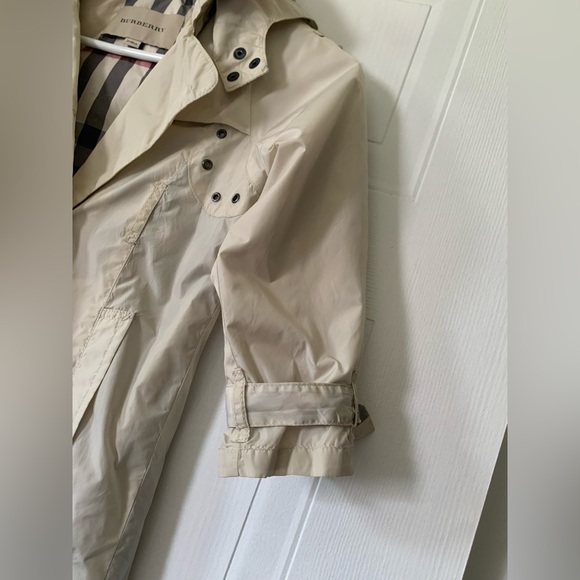 BURBERRY Kids Rain Coat size 3Y - Picture 3 of 6